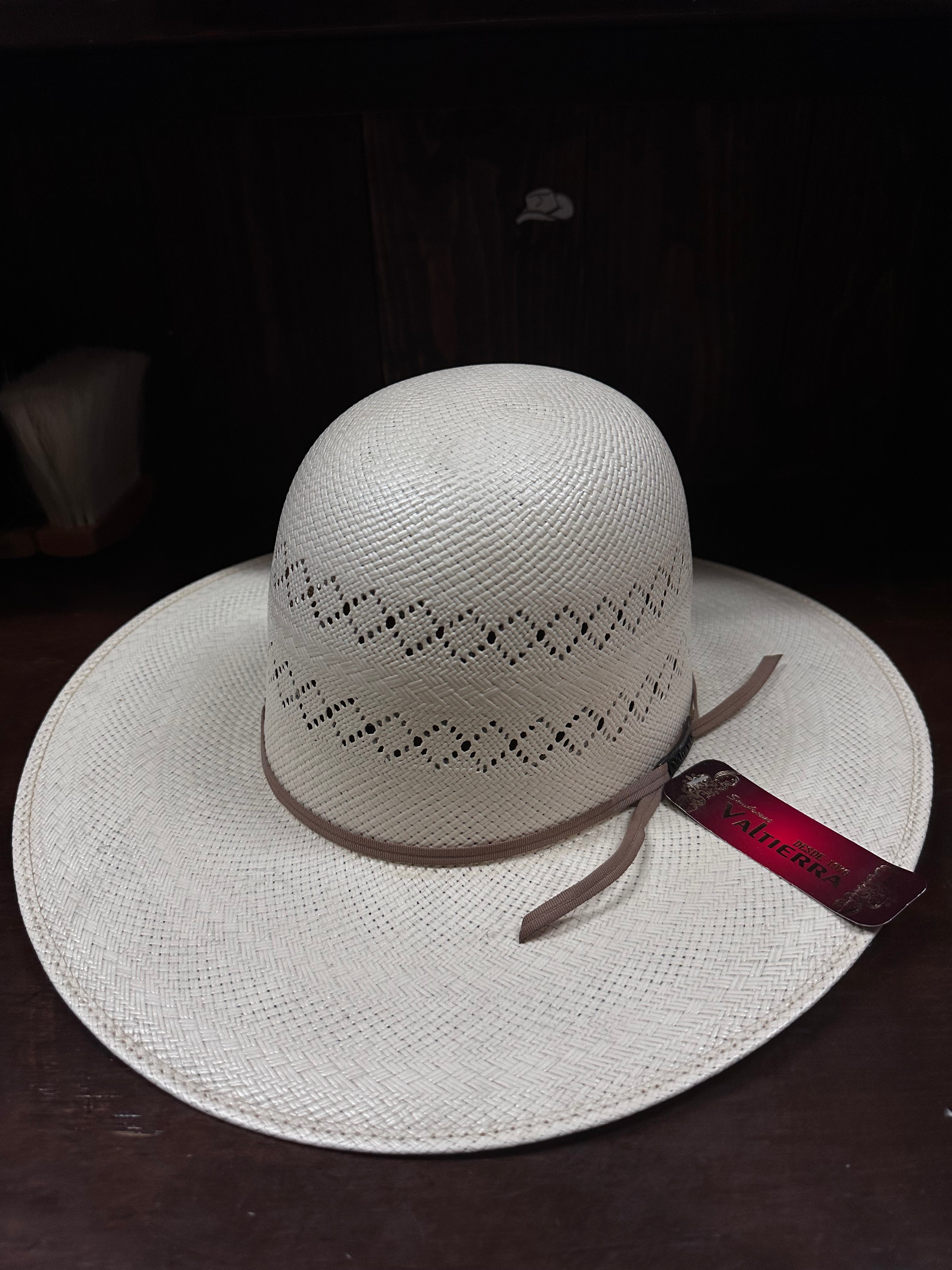 Valtierra Regular Crown Straw