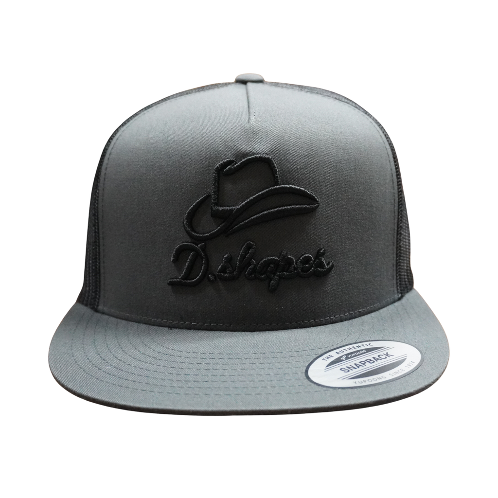 Gorra de camionero negra y roja D. Shapes