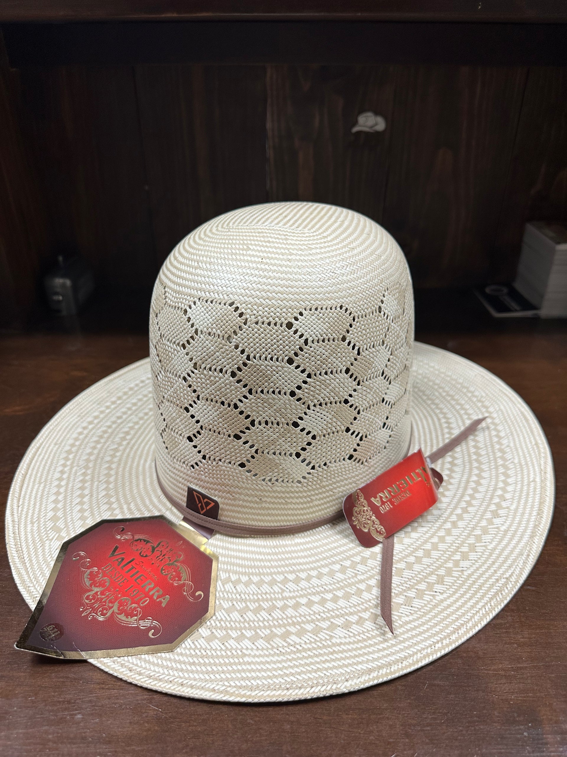 Tall Crown Straw Honey – David's Western Wear