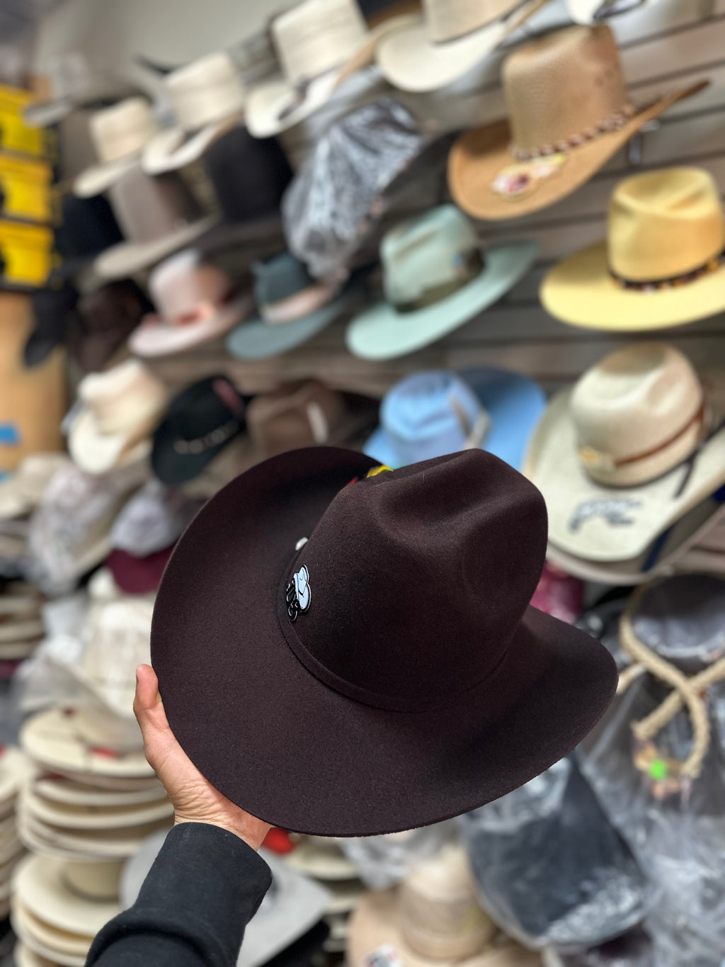 Seratelli 6X Black Cherry Felt