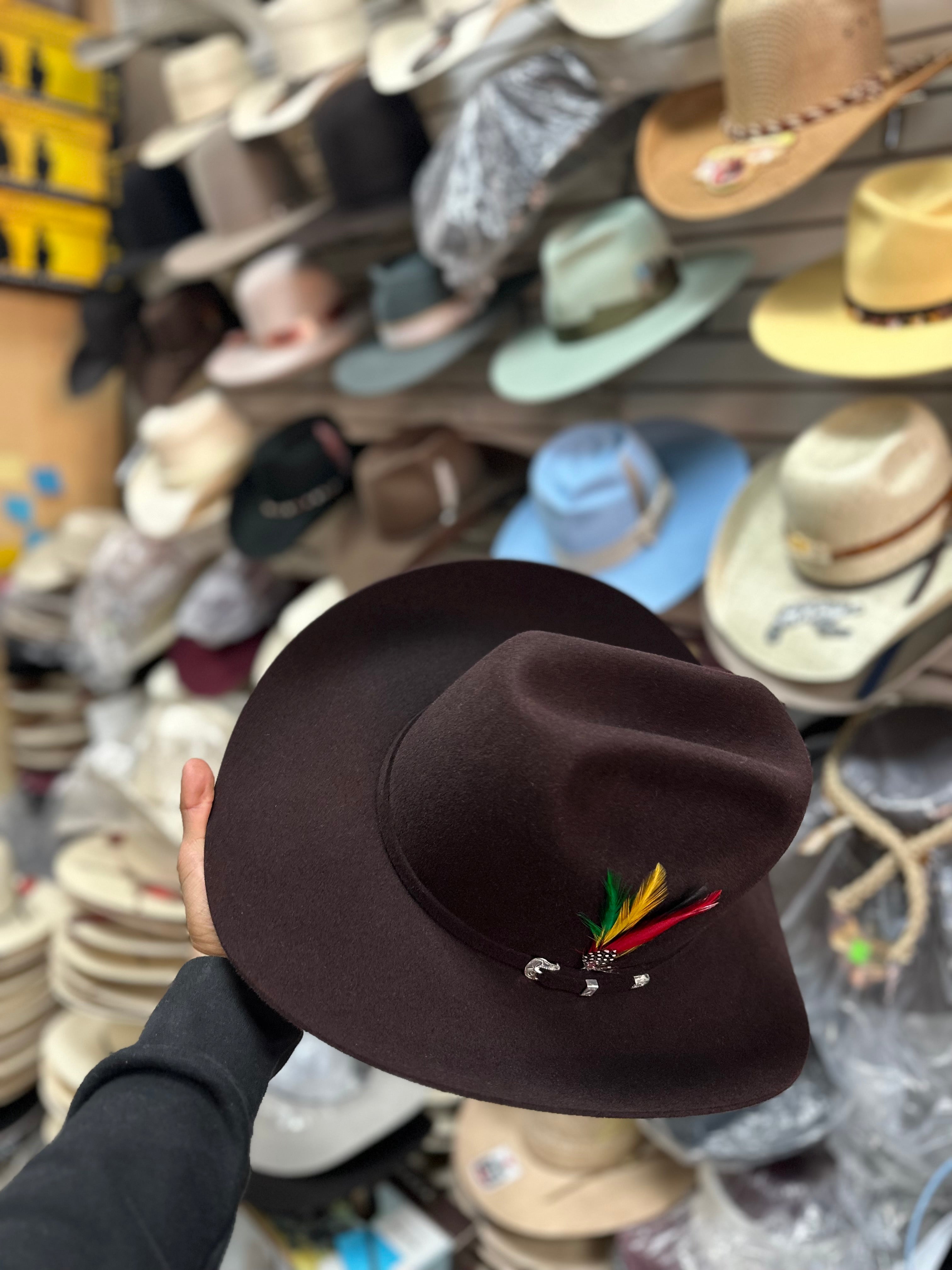 Seratelli 6X Black Cherry Felt